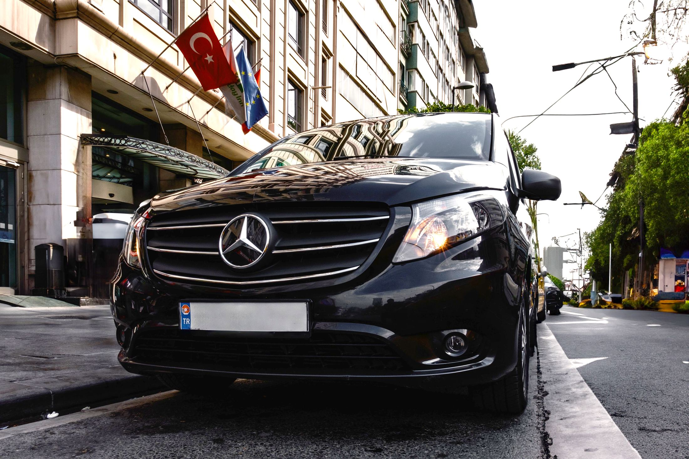 Mercedes-Benz Vito, the chauffeur vehicle used for Gather & Go transfers